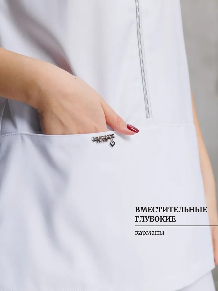 CAPRIZNAYA MODA Рубашка медицинская женская белая с коротким рукавом